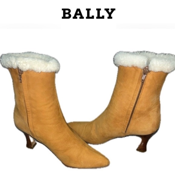 Bally Shearling Suede Booties Heels, Size 7.5, Made in Italy - Picture 11 of 12